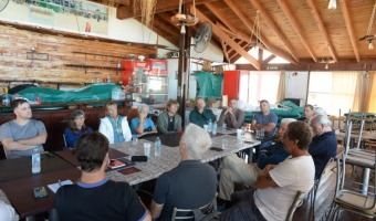 REUNI�N CON CONCESIONARIOS DE PLAYA SOBRE TEMAS DEL FRENTE COSTERO